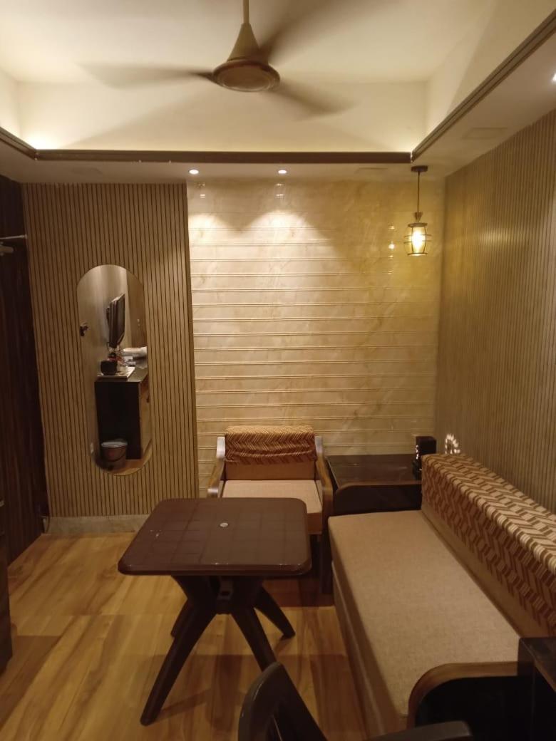 Ostro Inn Studio Apartment Kalkutta Exterior foto